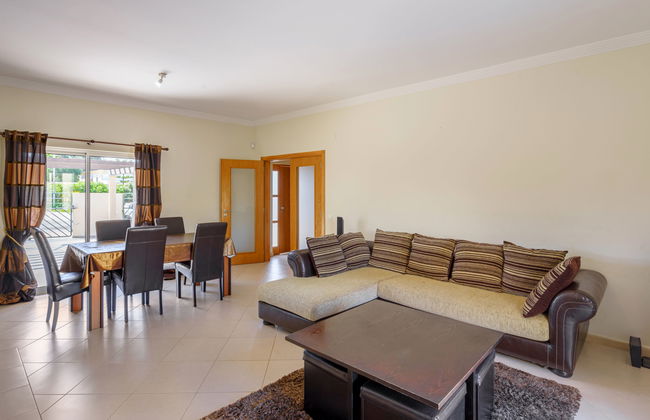 Casa de 4 quartos em Olhão com piscina e jardim - Foto 4