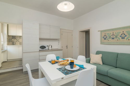 Foto 5 - Appartamento con 2 camere da letto a Arzachena con vista mare