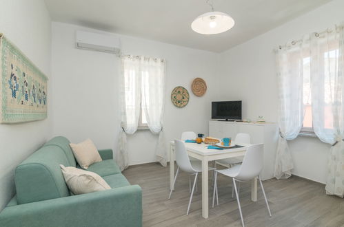 Foto 1 - Apartamento de 2 quartos em Arzachena