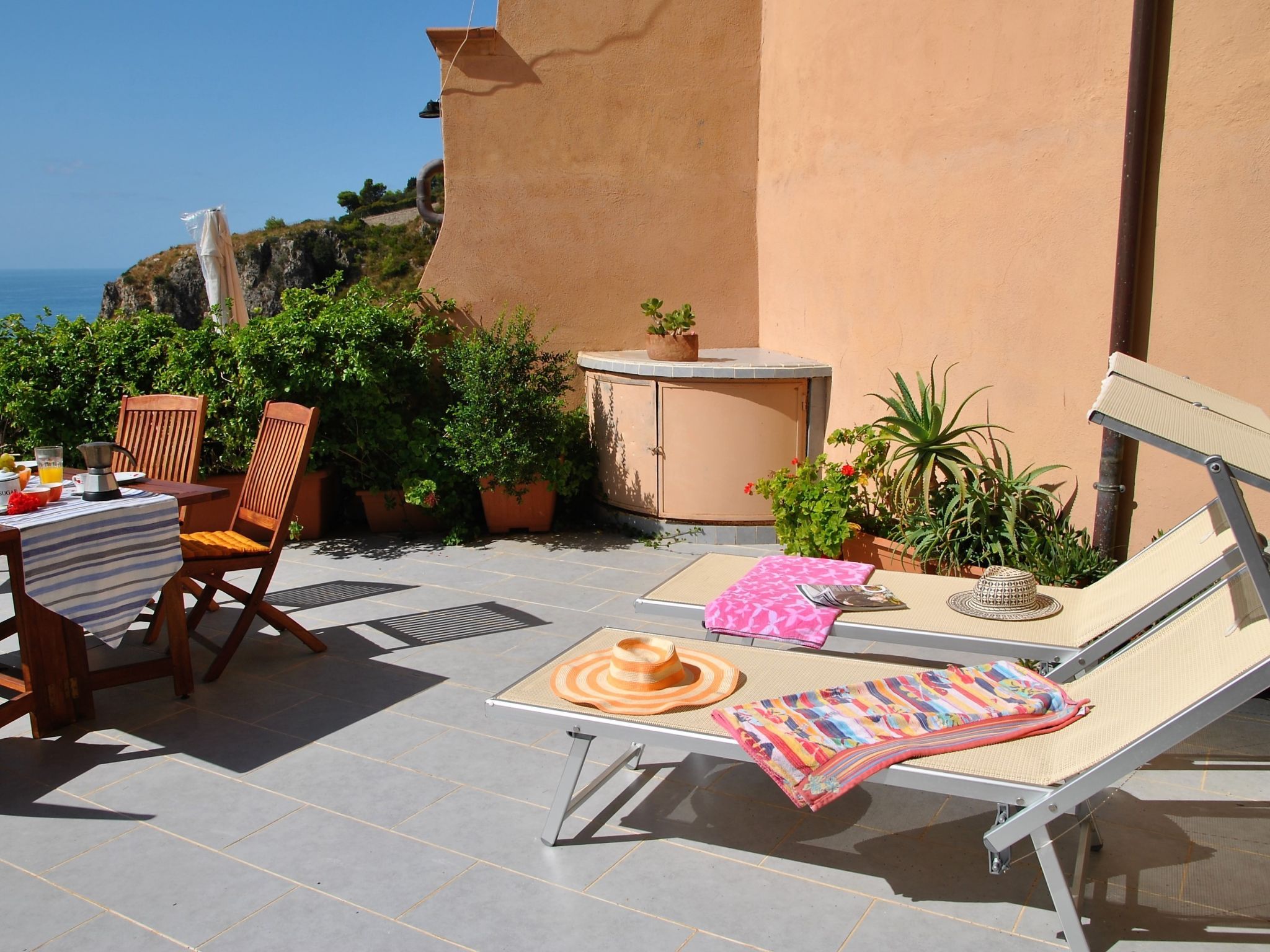 Foto 5 - Haus mit 1 Schlafzimmer in Sperlonga mit garten und terrasse