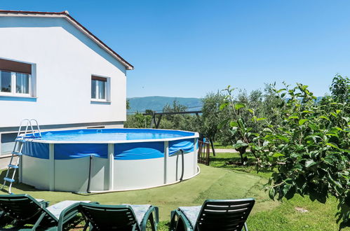 Photo 22 - Maison de 2 chambres à Pićan avec piscine privée et jardin