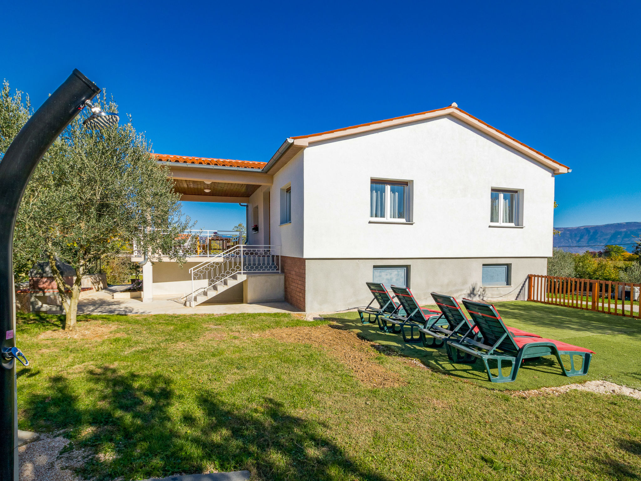 Foto 26 - Casa con 2 camere da letto a Pićan con piscina privata e terrazza