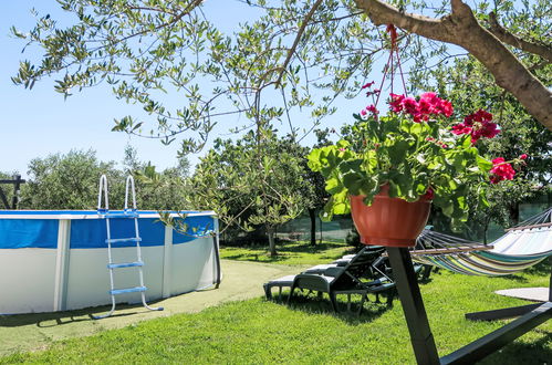 Photo 23 - Maison de 2 chambres à Pićan avec piscine privée et jardin