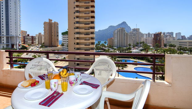 2 bedroom Apartment in Calp with swimming pool and terrace - Photo 3