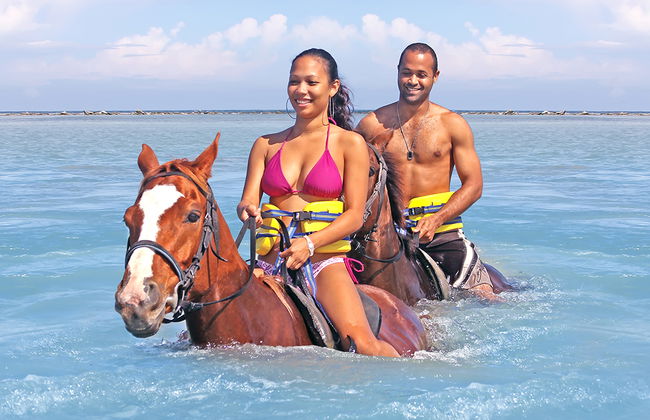 Aventura a Caballo y Nado en Chukka Ocean Outpost y Safari en ATV de la Montaña al Mar - Foto 3