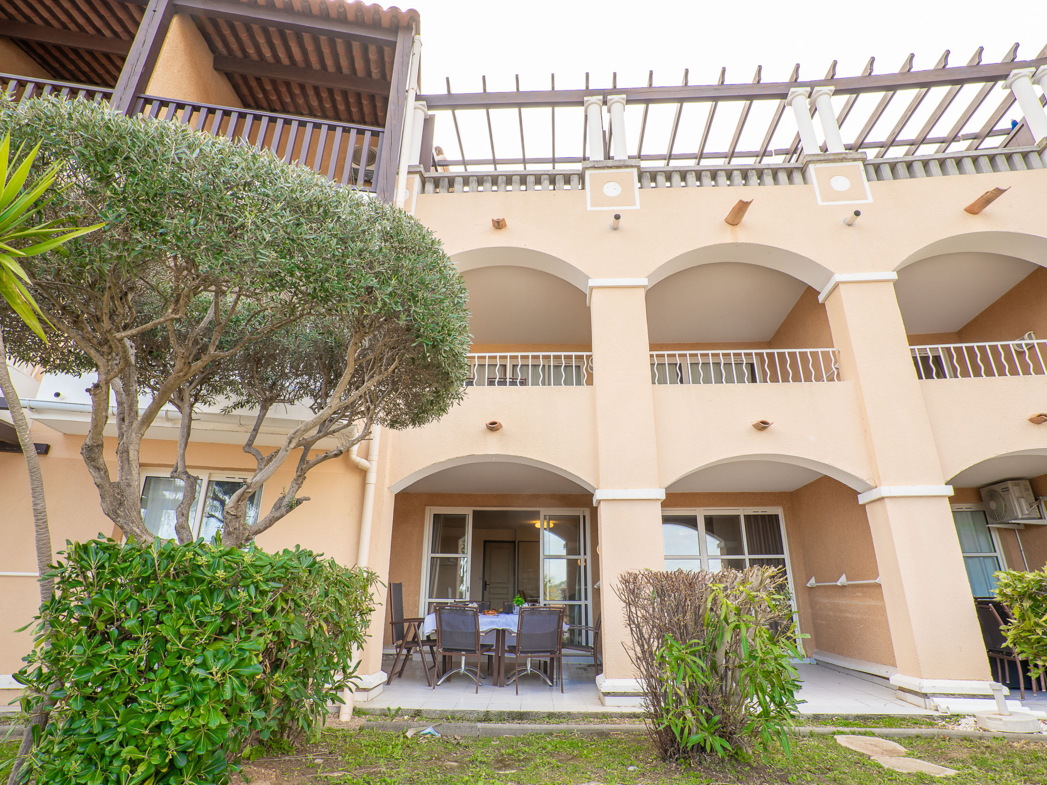 Photo 17 - Appartement de 2 chambres à Saint-Raphaël avec piscine et jardin