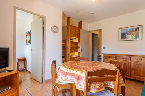 Foto 7 - Apartamento de 2 quartos em Bormes-les-Mimosas com jardim e vistas do mar