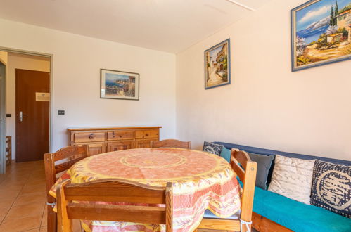 Foto 8 - Apartamento de 2 quartos em Bormes-les-Mimosas com jardim e terraço