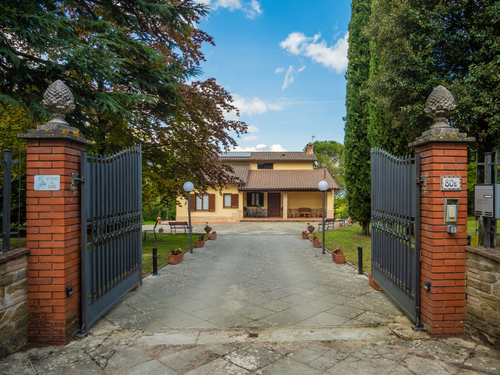 Foto 6 - Casa de 4 quartos em Anghiari com piscina privada e jardim