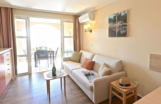 Apartamento de 1 quarto em Saint-Raphaël com piscina e jardim - Foto 12