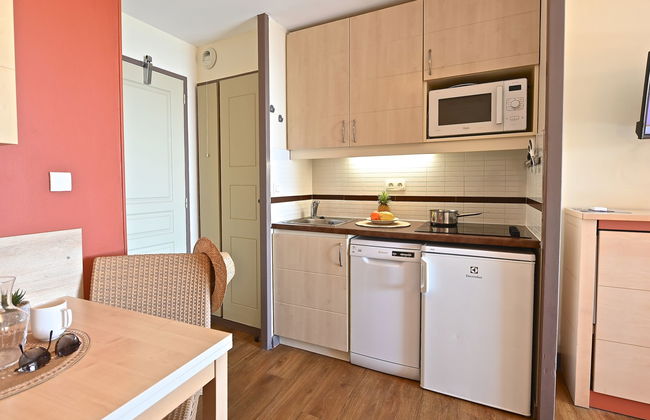 Apartamento de 1 quarto em Saint-Raphaël com piscina e jardim - Foto 3