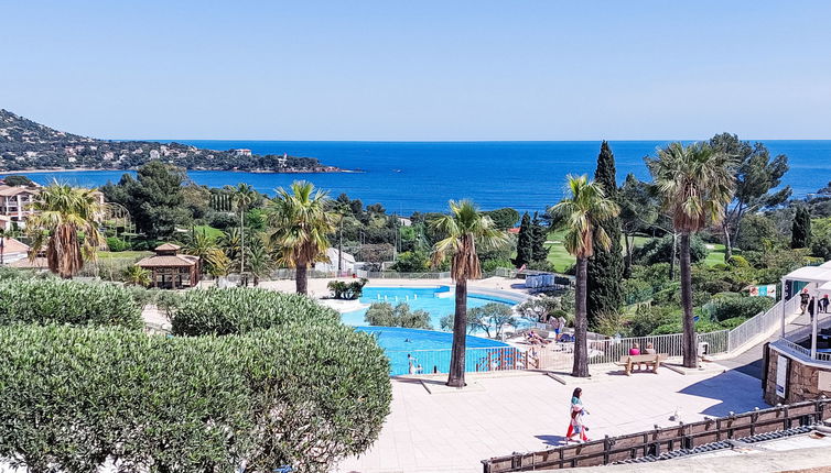 Photo 1 - Appartement de 1 chambre à Saint-Raphaël avec piscine et vues à la mer