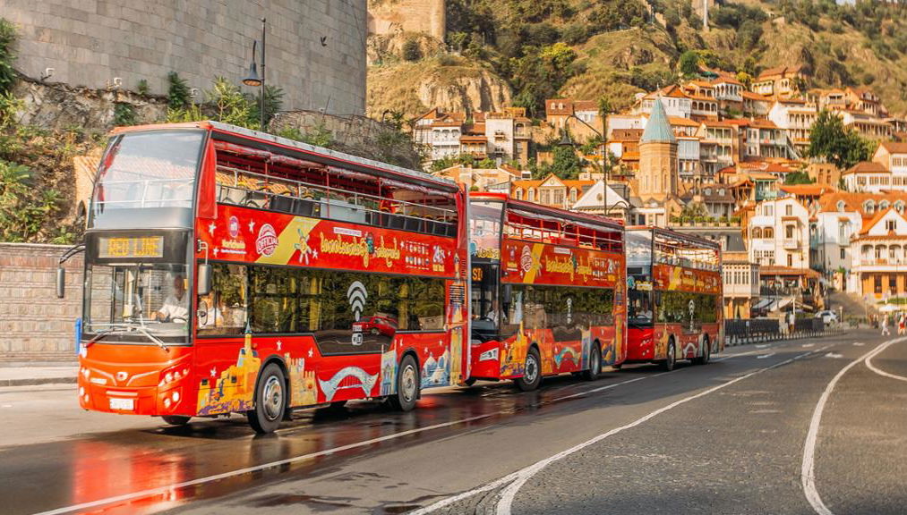 Red Bus Hop-On Hop-Off Tbilisi Tour - Photo 1
