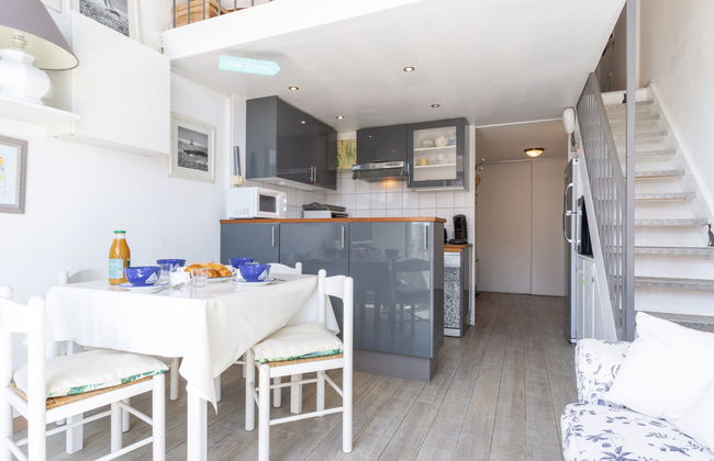 2 bedroom Apartment in Grimaud - Photo 3