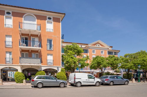 Foto 18 - Apartamento de 1 habitación en Grimaud con vistas al mar