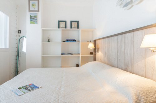 Foto 13 - Appartamento con 1 camera da letto a Grimaud con vista mare