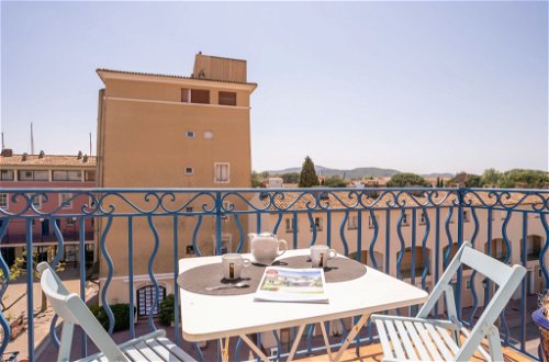 Photo 16 - 1 bedroom Apartment in Grimaud with sea view