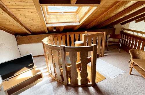 Foto 3 - Apartamento de 3 quartos em Amden com sauna e vista para a montanha
