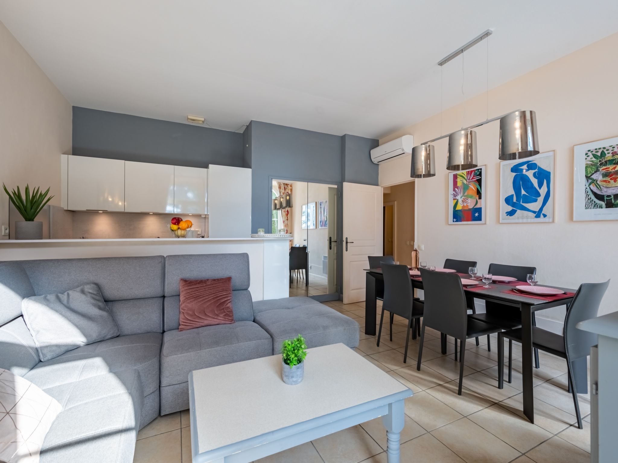 Foto 2 - Apartamento de 2 habitaciones en Cannes con piscina privada y vistas al mar