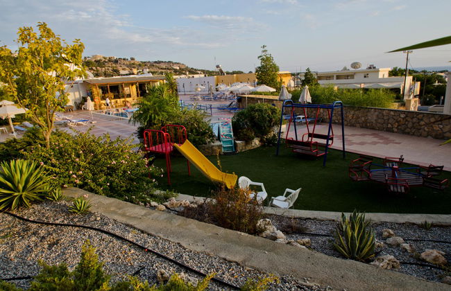 Stella Aparthotel - Photo 4