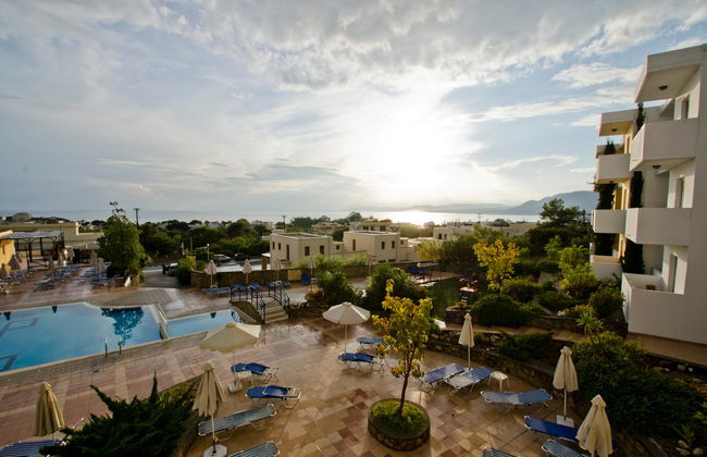 Stella Aparthotel - Photo 6