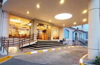 Photo 2 - Nizwa Hotel Apartments