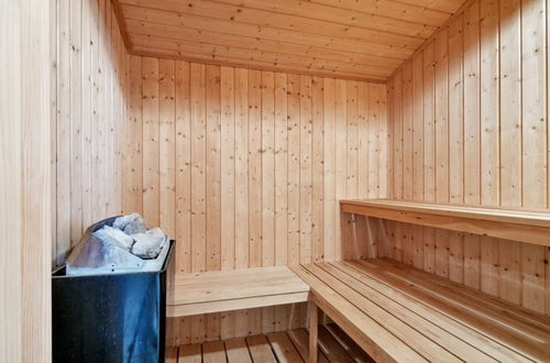 Foto 13 - Casa de 3 quartos em Nexø com terraço e sauna