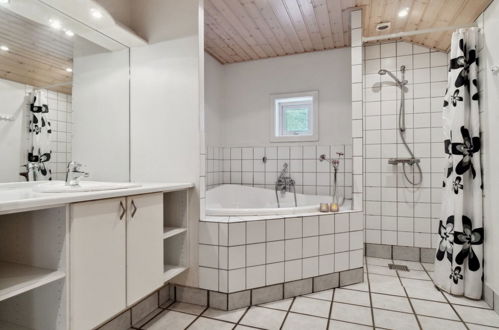 Foto 26 - Haus mit 3 Schlafzimmern in Nexø mit terrasse und sauna