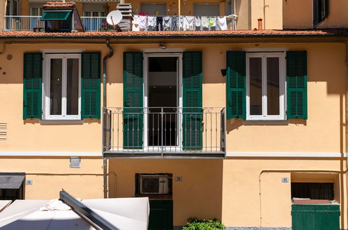 Photo 7 - Maison de 2 chambres à Imperia avec vues à la mer