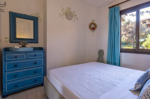 Foto 13 - Appartamento con 2 camere da letto a Golfo Aranci con piscina e vista mare