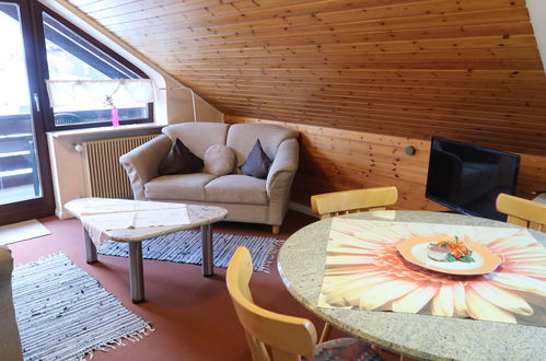 Foto 3 - Apartamento de 2 quartos em Hinterzarten com sauna e vista para a montanha