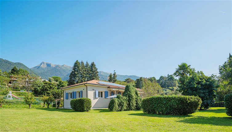 Foto 1 - Haus mit 4 Schlafzimmern in Camaiore mit terrasse und blick aufs meer