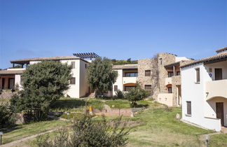 Photo 3 - Appartement de 2 chambres à Trinità d'Agultu e Vignola avec jardin et terrasse