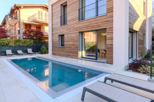 Photo 2 - Maison de 4 chambres à Colico avec piscine privée et jardin