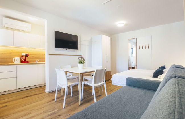 Apartamento de 1 quarto em Piran com piscina e jardim - Foto 8