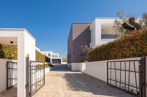 Foto 50 - Casa de 6 quartos em Vodnjan com piscina privada e jardim