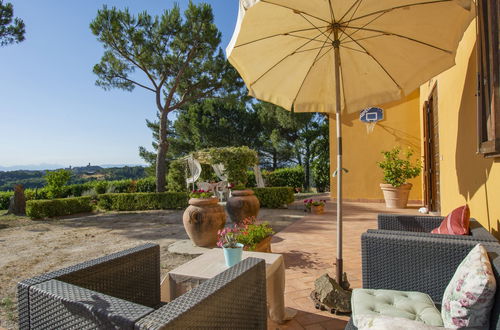 Photo 9 - 4 bedroom House in San Miniato with private pool and garden