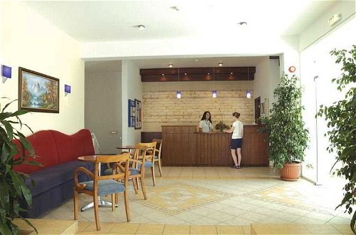 Foto 5 - Petrosana Hotel Apartments