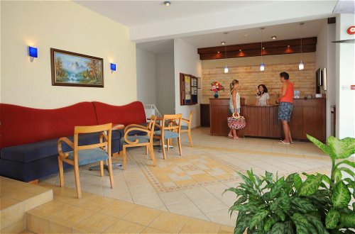 Foto 4 - Petrosana Hotel Apartments
