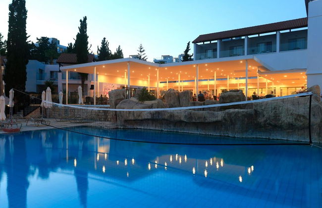 Kapetanios Aqua Resort - Photo 2