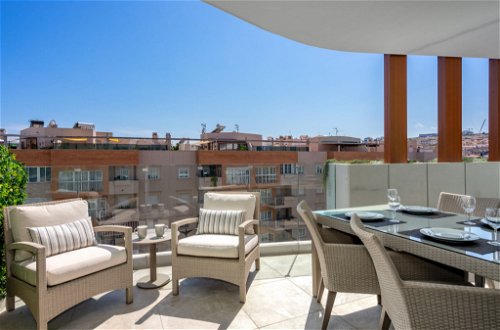 Photo 2 - Appartement de 2 chambres à Estepona avec piscine et vues à la mer