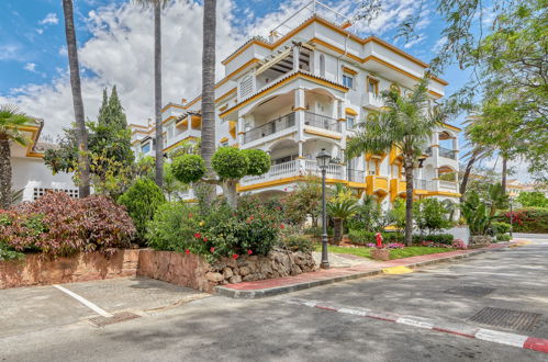Foto 23 - Apartment mit 3 Schlafzimmern in Marbella mit schwimmbad und blick aufs meer