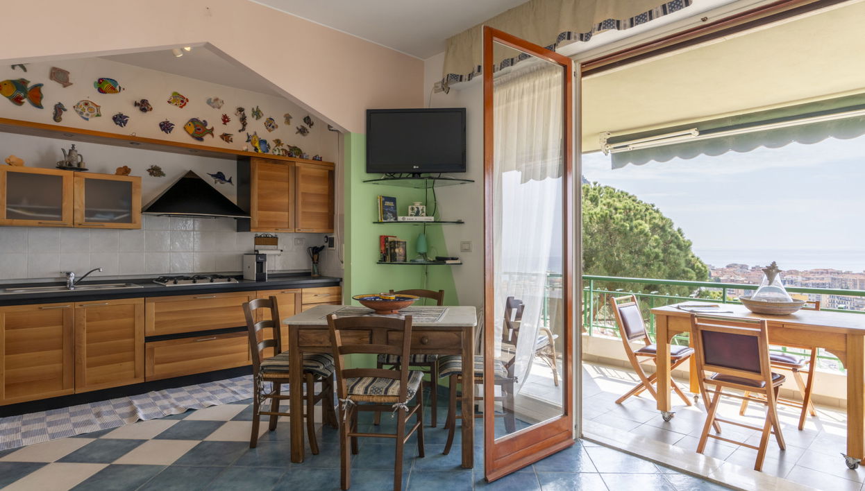 Apartamento de 2 quartos em Ventimiglia - Foto 1