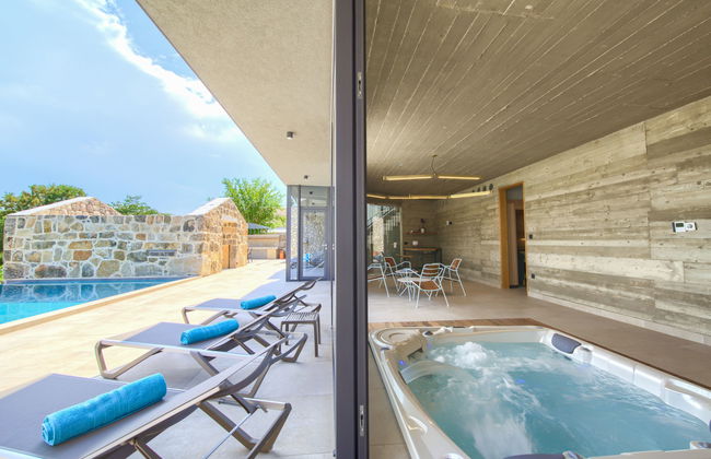 Casa de 6 quartos em Krk com piscina privada e jardim - Foto 24