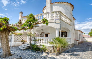 Photo 2 - Maison de 3 chambres à Castelló d'Empúries avec jardin et terrasse