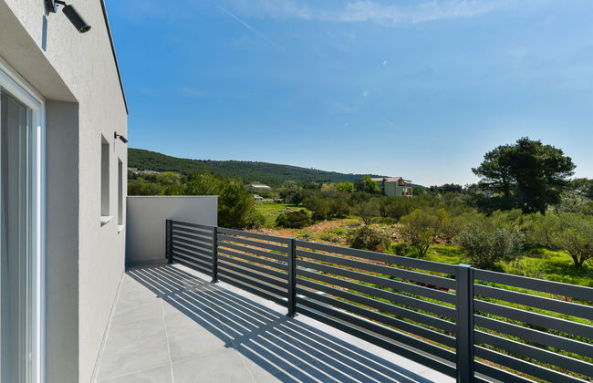 Casa de 5 quartos em Tribunj com piscina privada e jardim - Foto 15