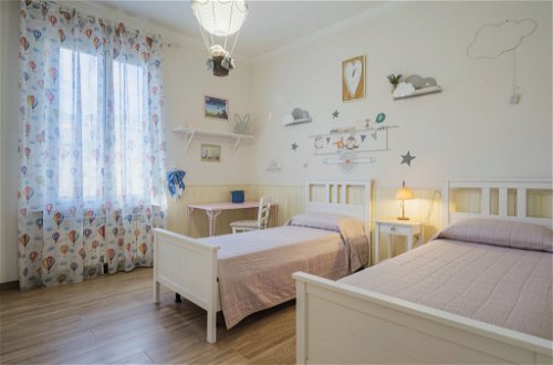 Foto 15 - Appartamento con 2 camere da letto a Moneglia con vista mare