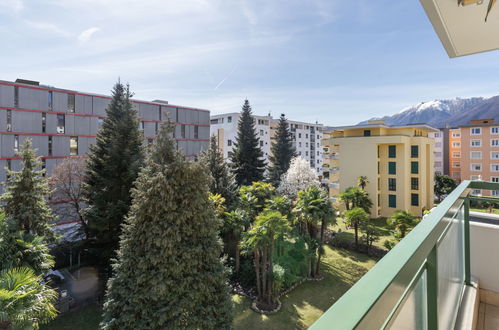 Photo 11 - 1 bedroom Apartment in Locarno with garden and mountain view