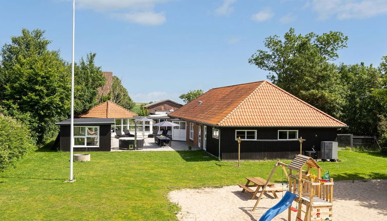 Photo 1 - Maison de 8 chambres à Højer avec piscine privée et terrasse