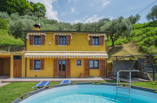 Photo 34 - 2 bedroom House in Pietrasanta with private pool and garden